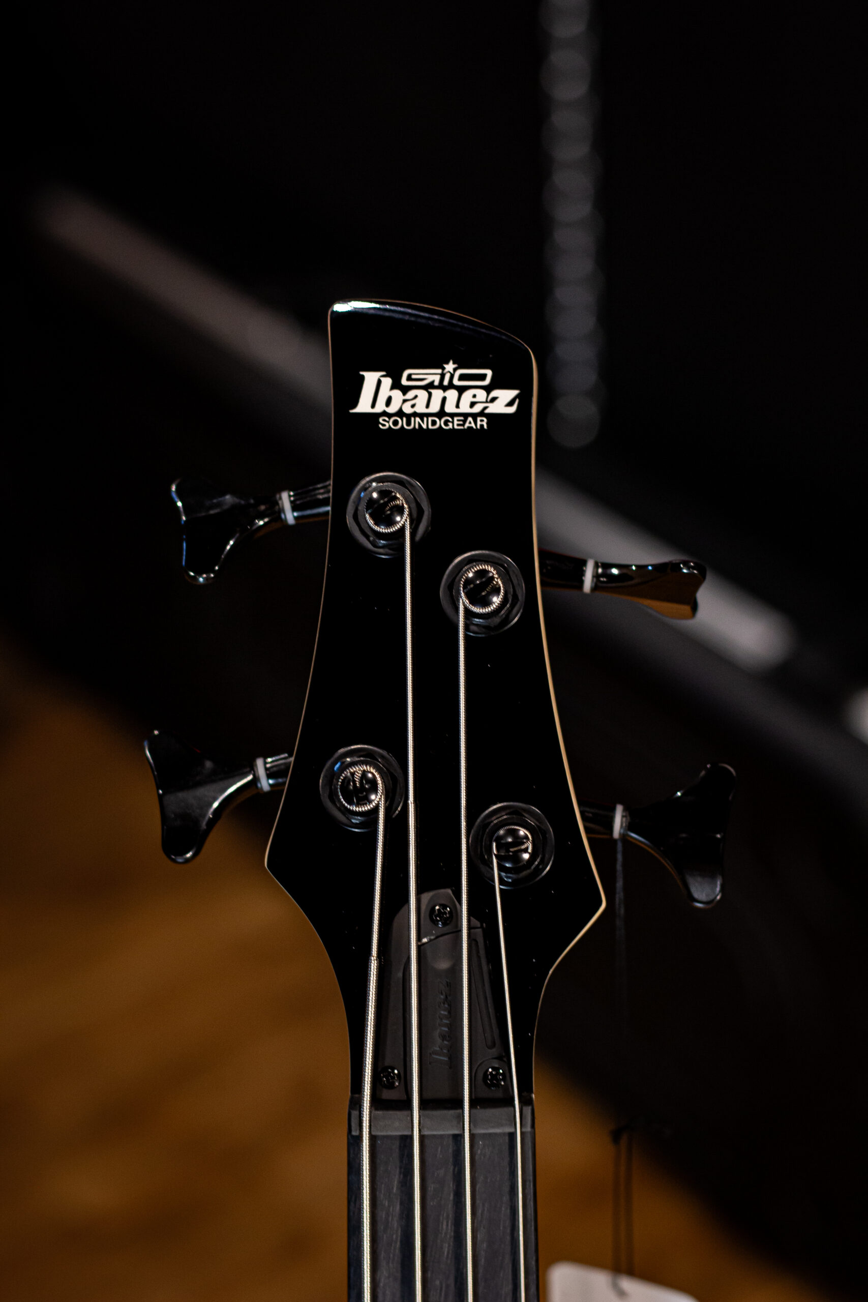 Ibanez SR GSR200B-WK 4 Cordas - Imagem 5