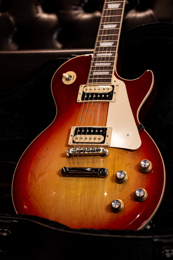 Gibson Les Paul Classic Heritage Cherry Sunburst - Image 3