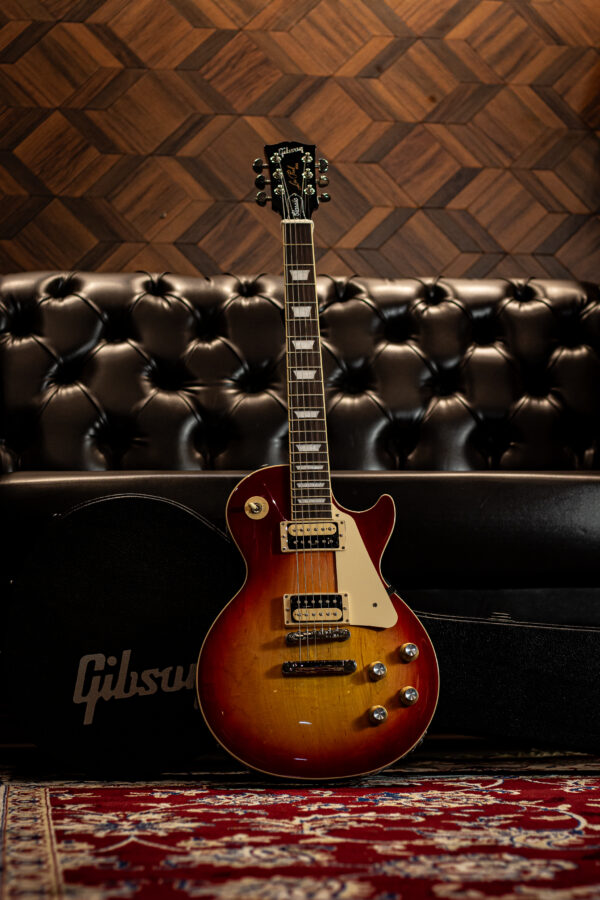 Gibson Les Paul Classic Heritage Cherry Sunburst - Image 2