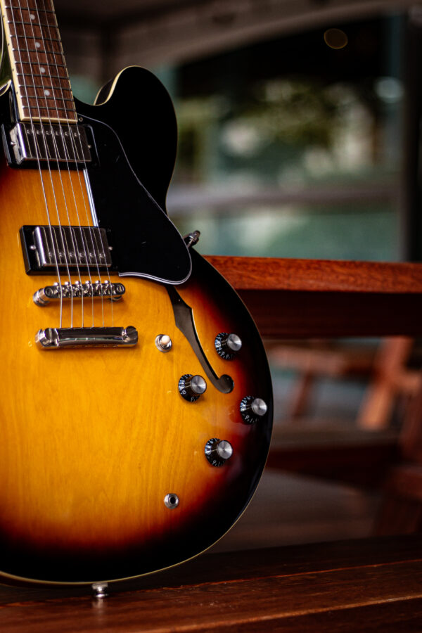 Epiphone ES-335 Vintage Sunburst - Image 3