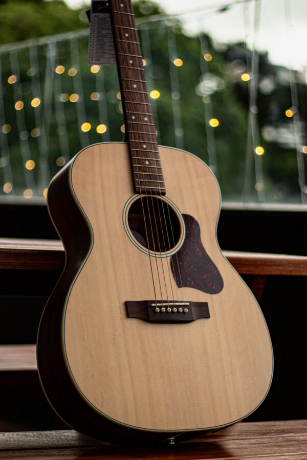 Art & Lutherie by Godin Legacy Natural EQ Auditorium - Image 2