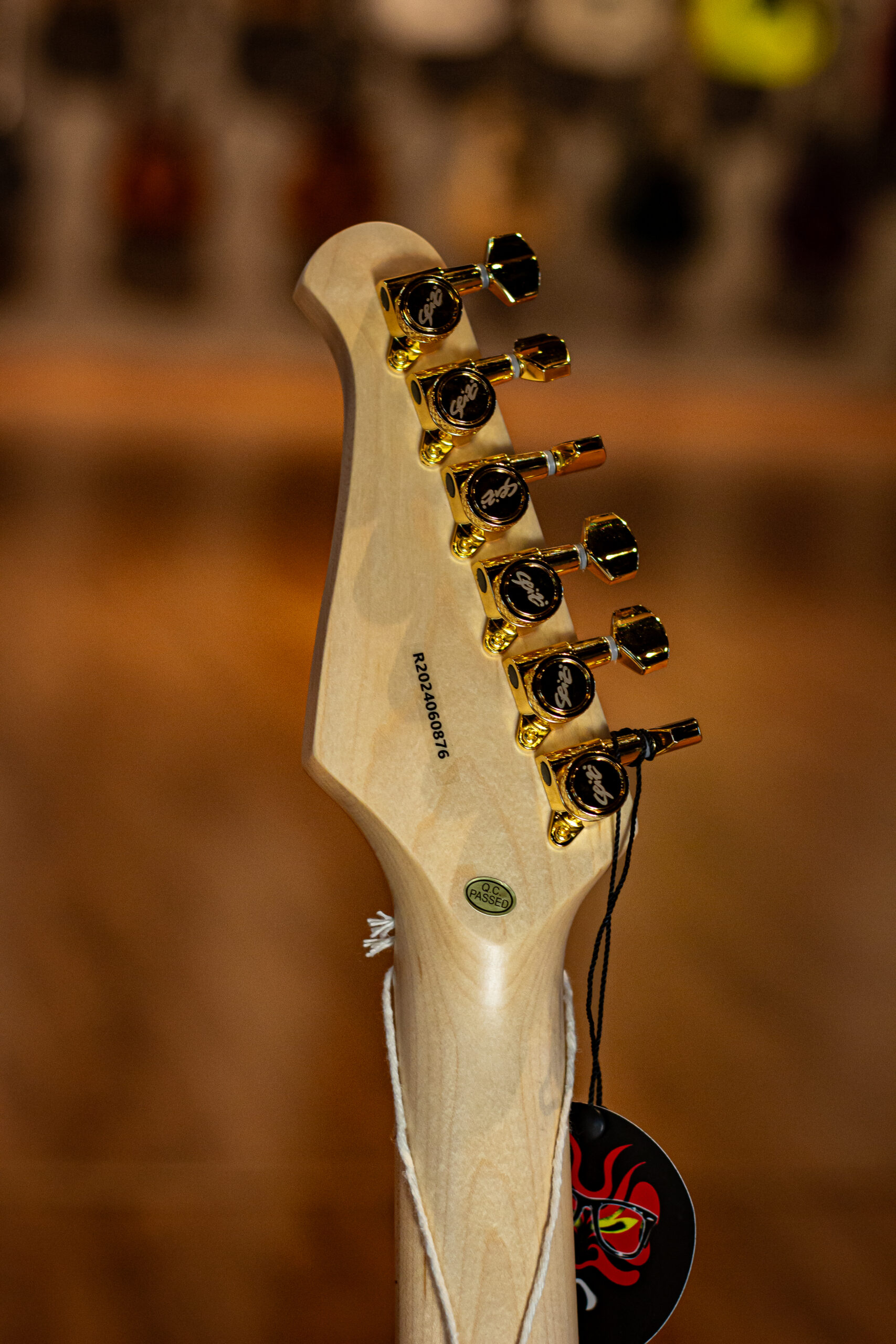 Seizi Vintage Budokan HSS Reinaldo Meirelles Satin Black Gold - Imagem 5