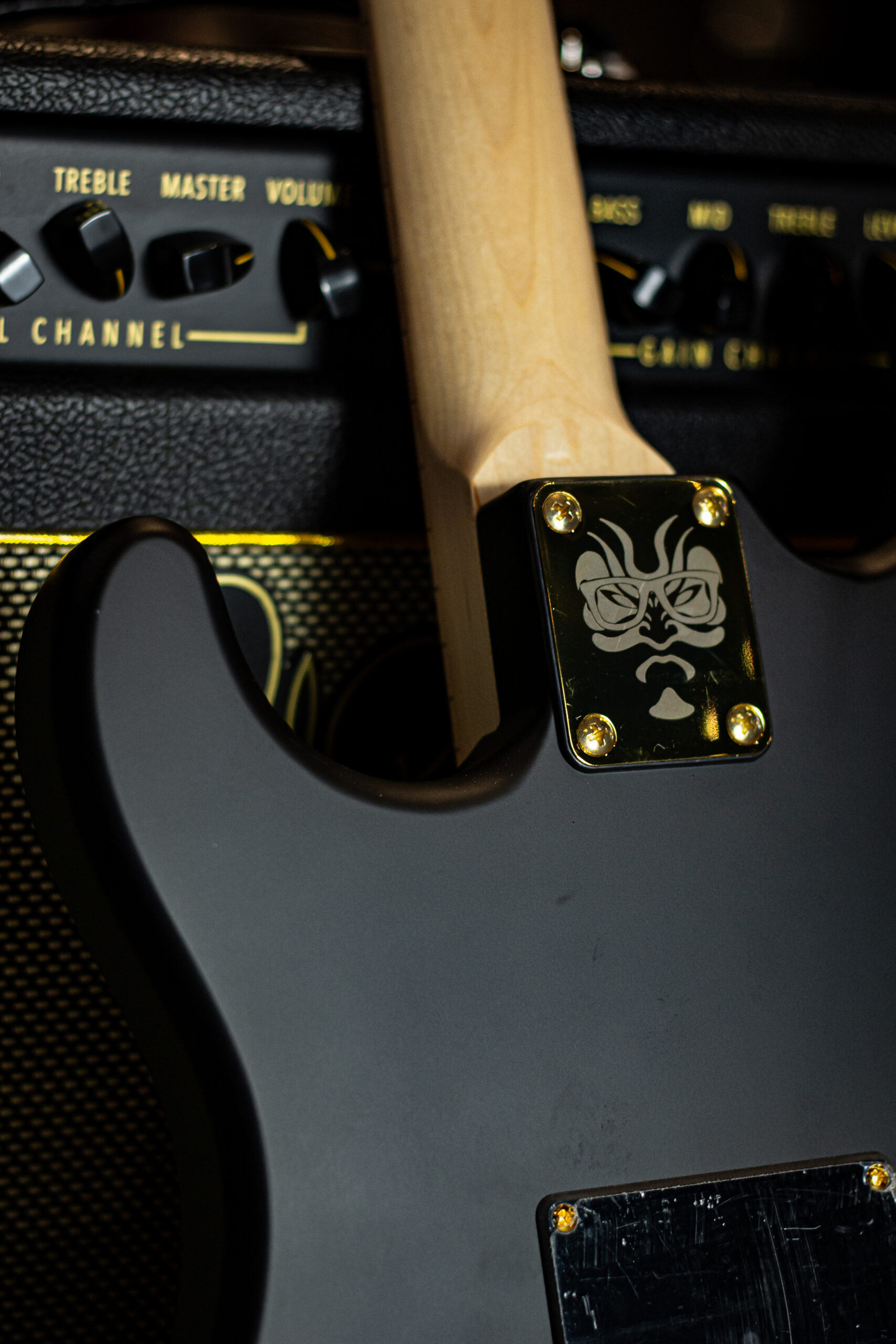 Seizi Vintage Budokan HSS Reinaldo Meirelles Satin Black Gold - Imagem 4