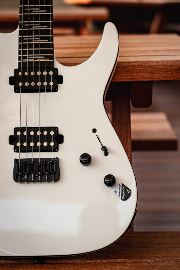 Schecter Reaper-6 Custom Gloss White - Imagem 3
