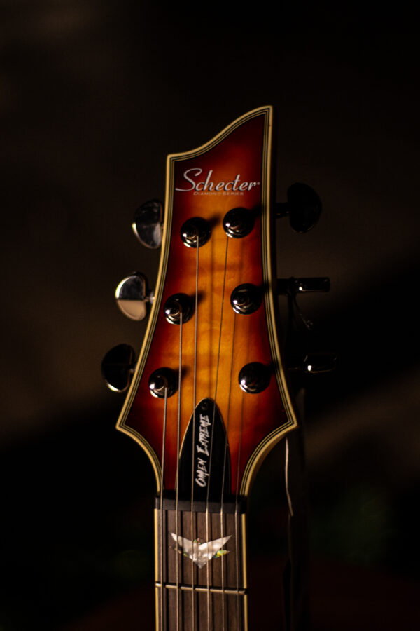 Schecter Omen Extreme-6 Vintage Sunburst - Image 7