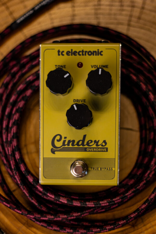 Pedal TC Electronic Cinders Overdrive