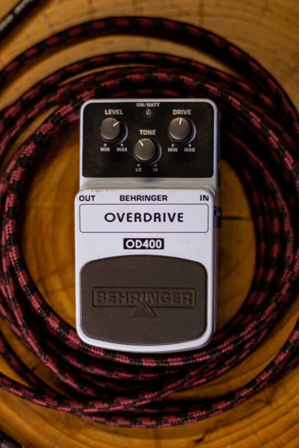 Pedal Behringer OD400 Overdrive