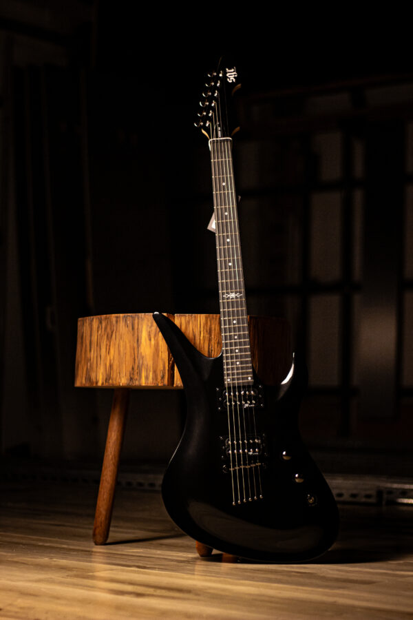 Schecter SGR Avenger Metallic Black MBK