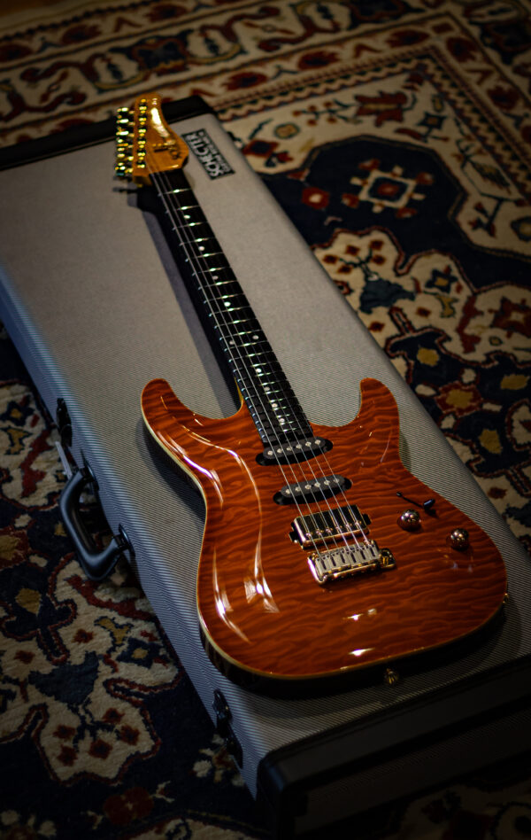 Schecter California Classic Trans Ambar C/case - Imagem 2