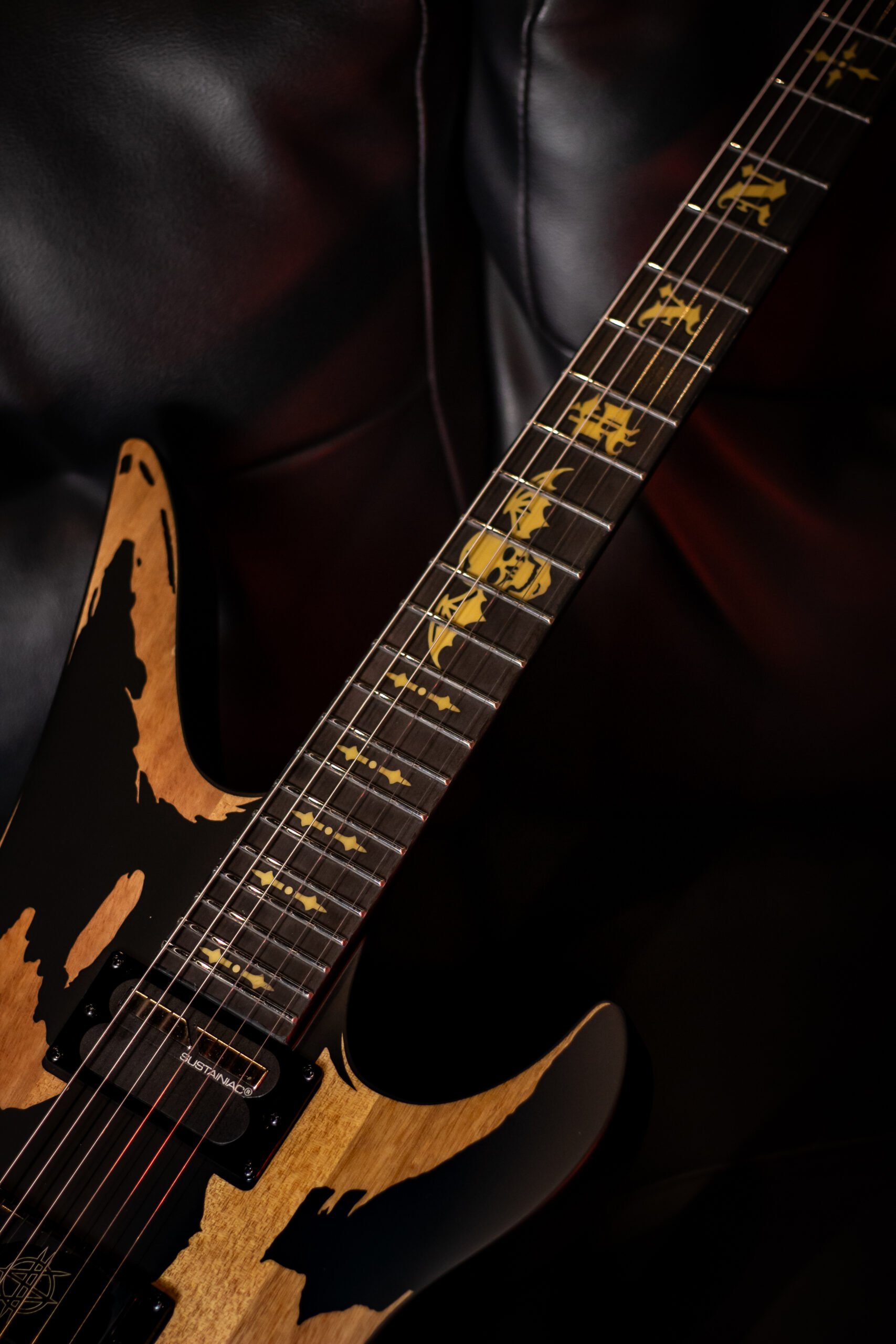 Schecter Synyster Custom-S Relic Signature Synyster Gates - Imagem 3