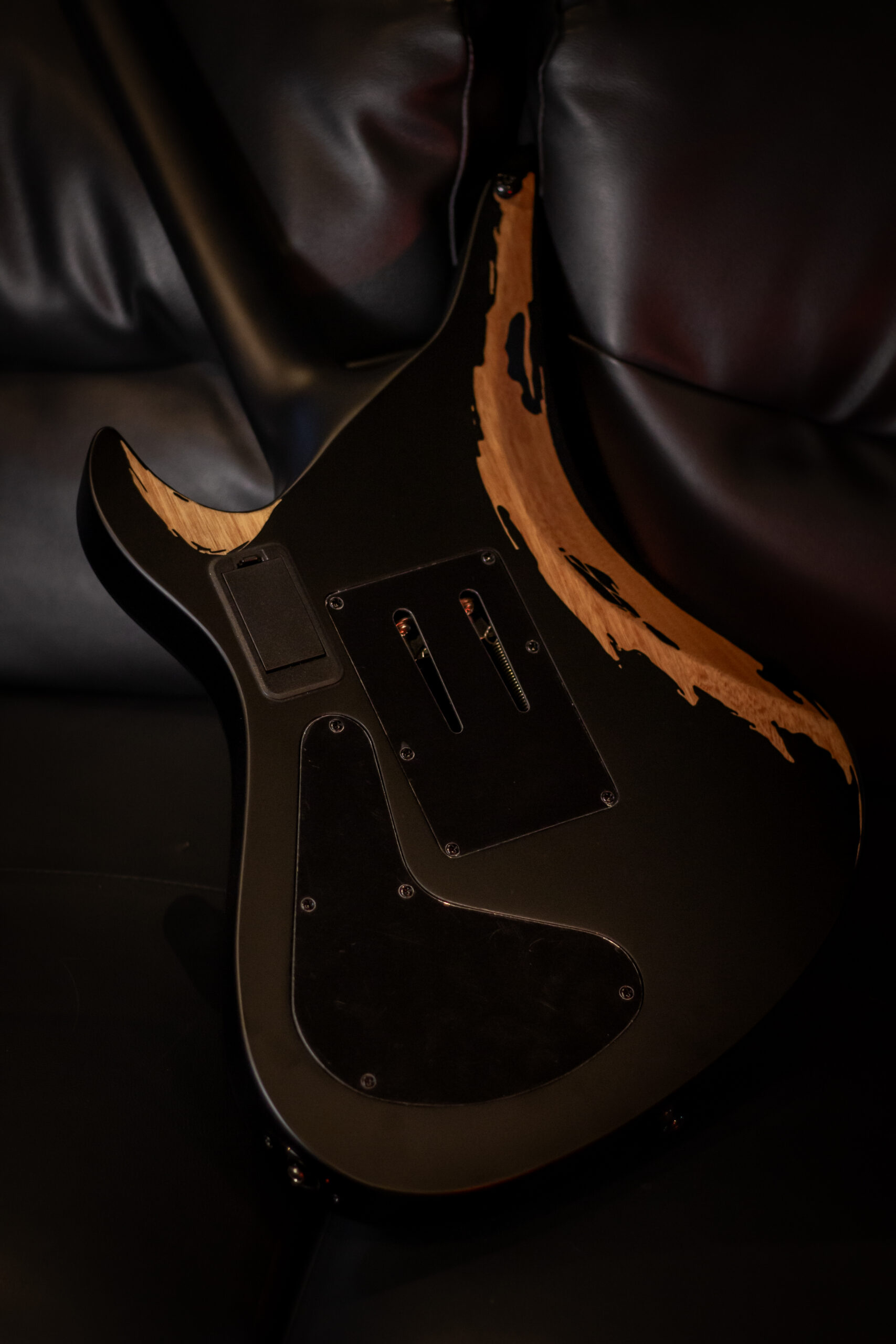 Schecter Synyster Custom-S Relic Signature Synyster Gates - Imagem 9